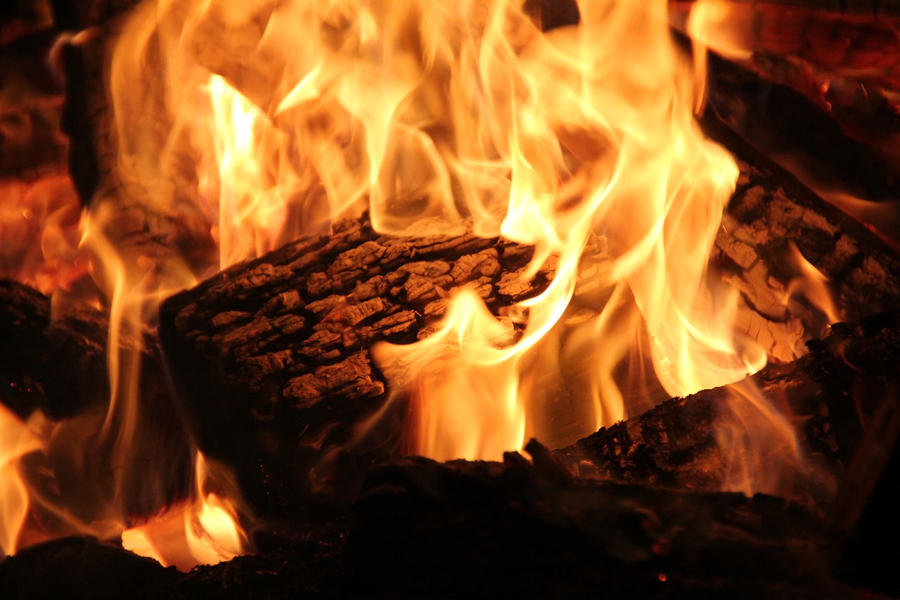 Expert Fireplace Cleaning in Harvey, IL Professional Fireplace Cleaning Services In Harvey Illinois